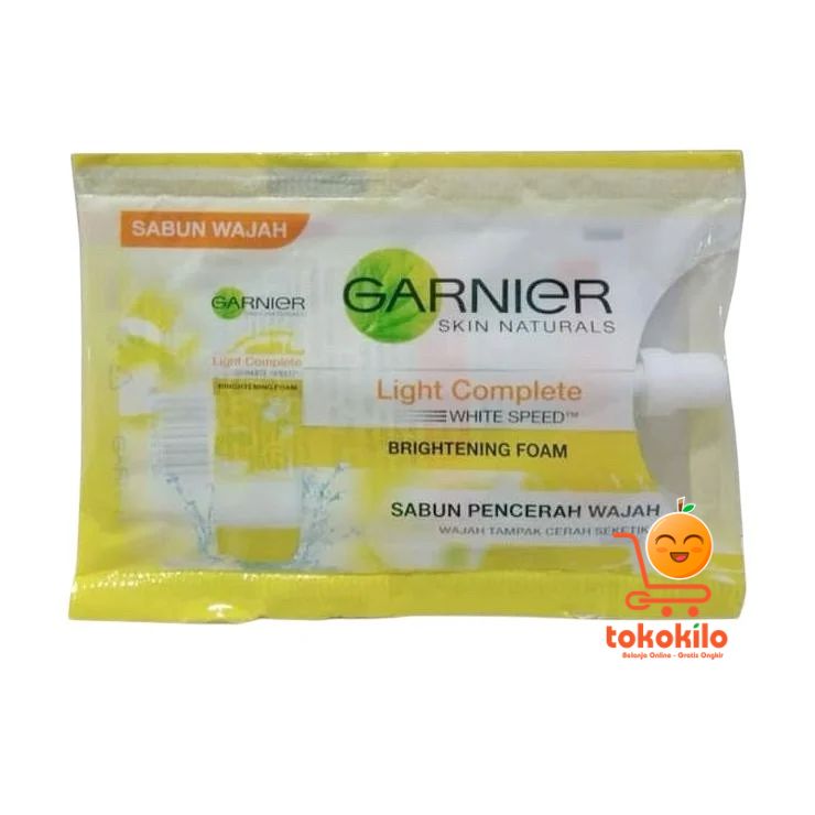 Garnier Light Complete Foam 9ml